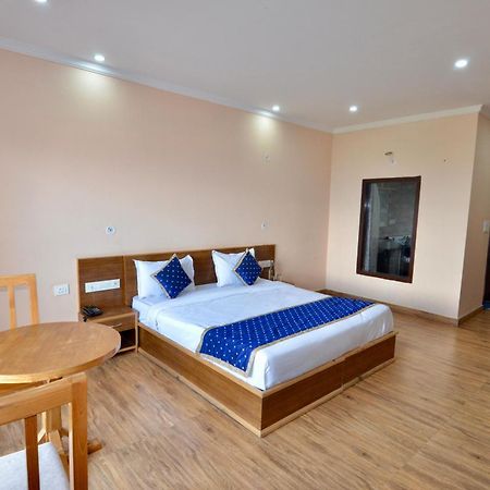 Uttarakhand Resort Kausani Esterno foto