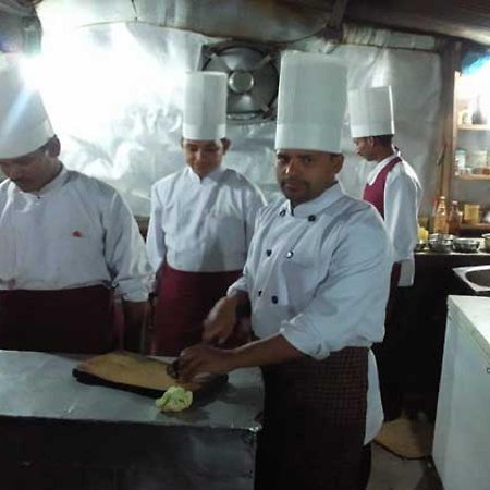 Uttarakhand Resort Kausani Esterno foto
