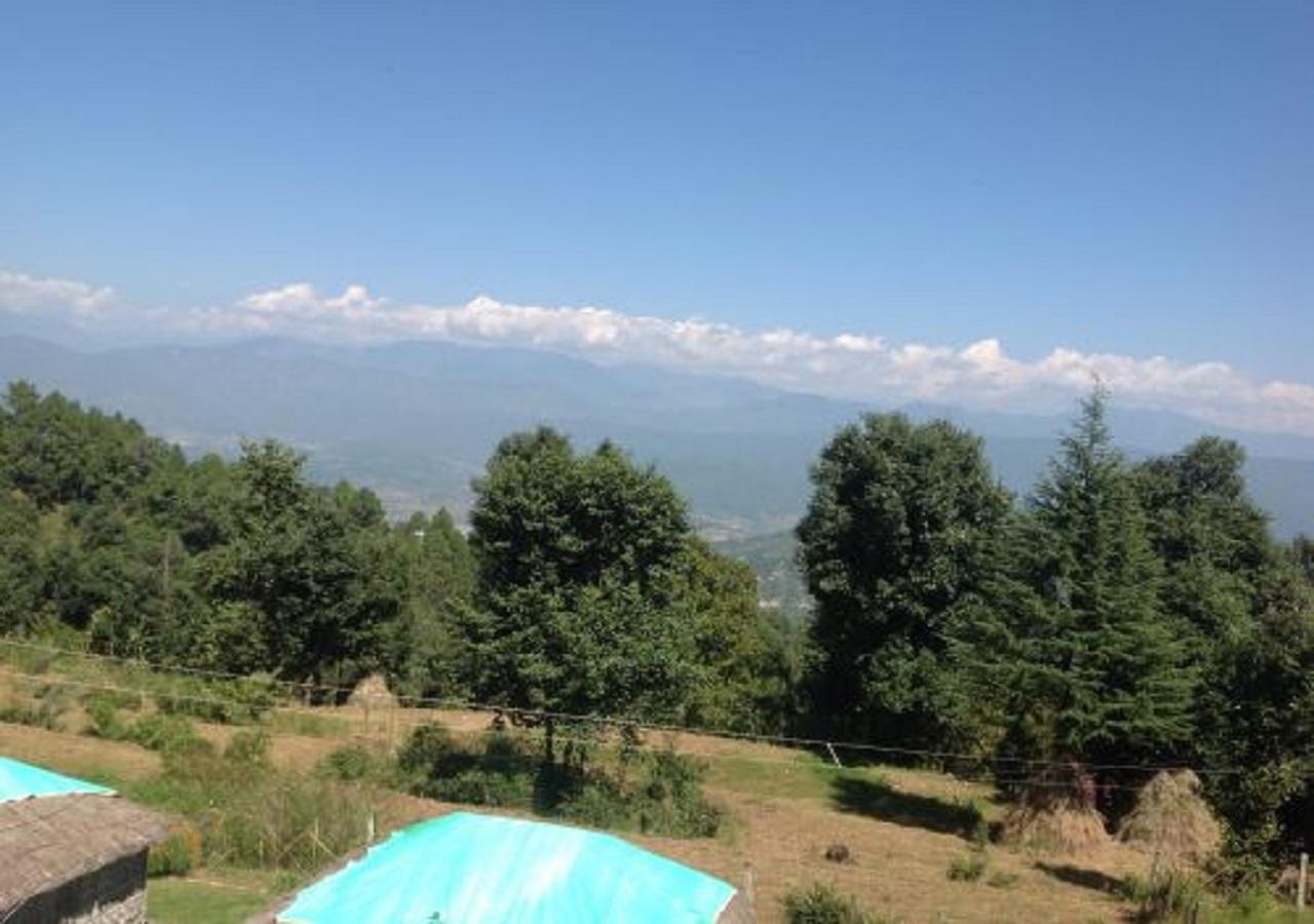 Uttarakhand Resort Kausani Esterno foto